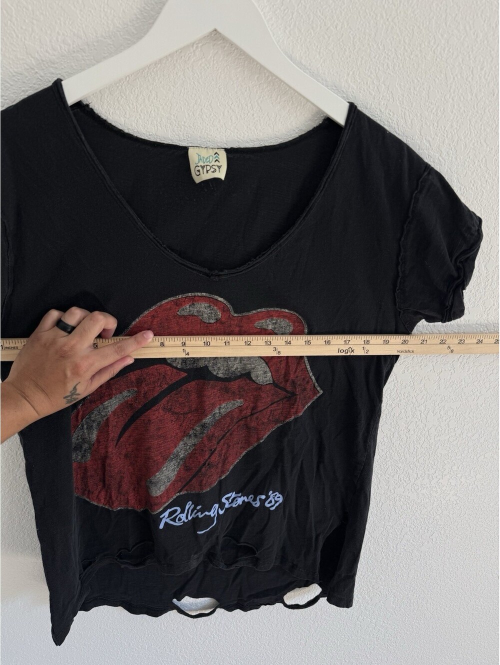 Jaded Gypsy Slate Grey Distressed Rolling Stones Short Sleeve Shirt Size L/XL - Picture 5 of 6